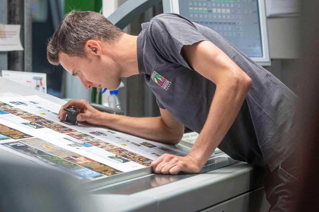 Daneels Media Group Offset drukwerk controle